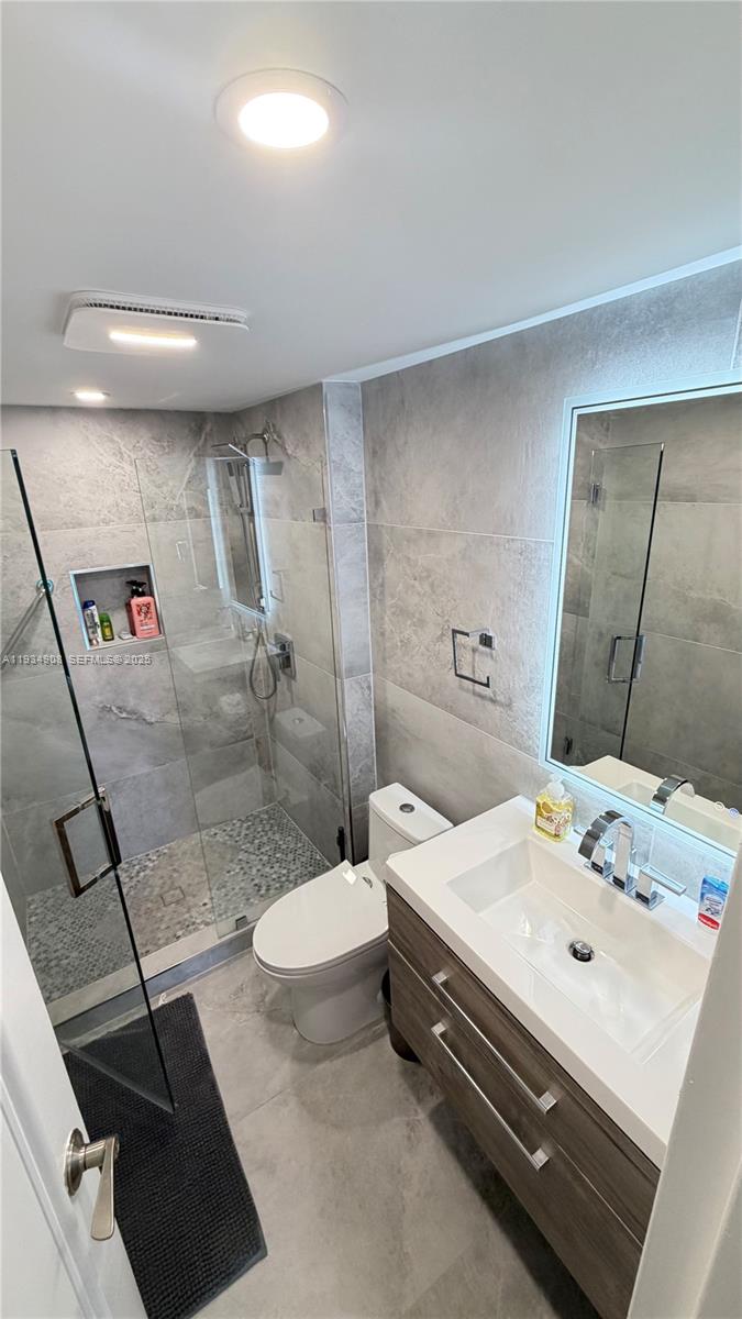 306 2 / 2 1521 sq. ft. $ 2025-12-23 0 Photo