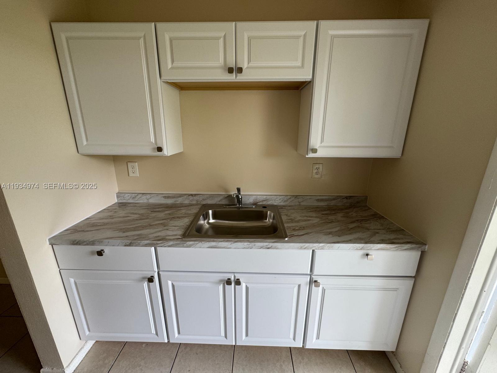 Ver detalles / 3185 sq. ft. $ 2025-12-23 0 foto