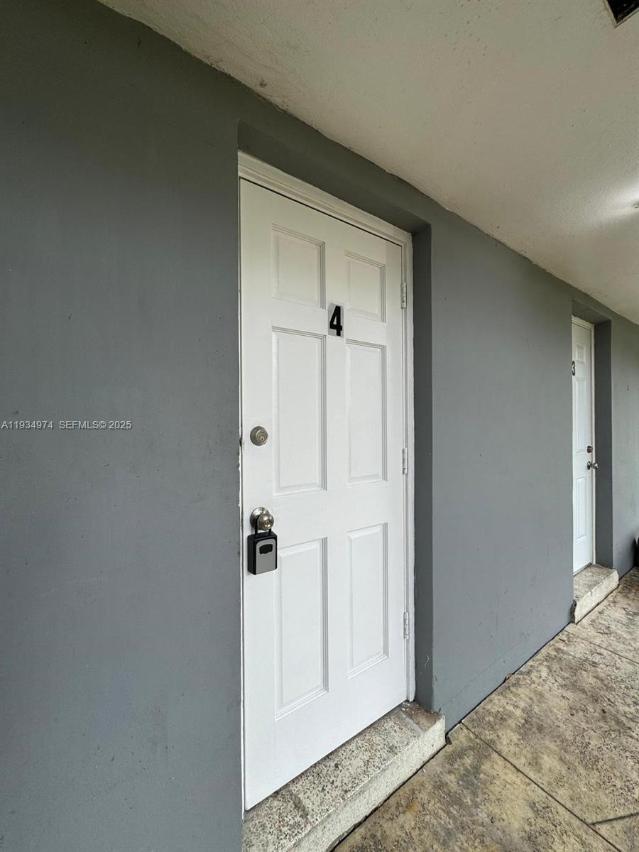 Ver detalles / 3185 sq. ft. $ 2025-12-23 0 foto