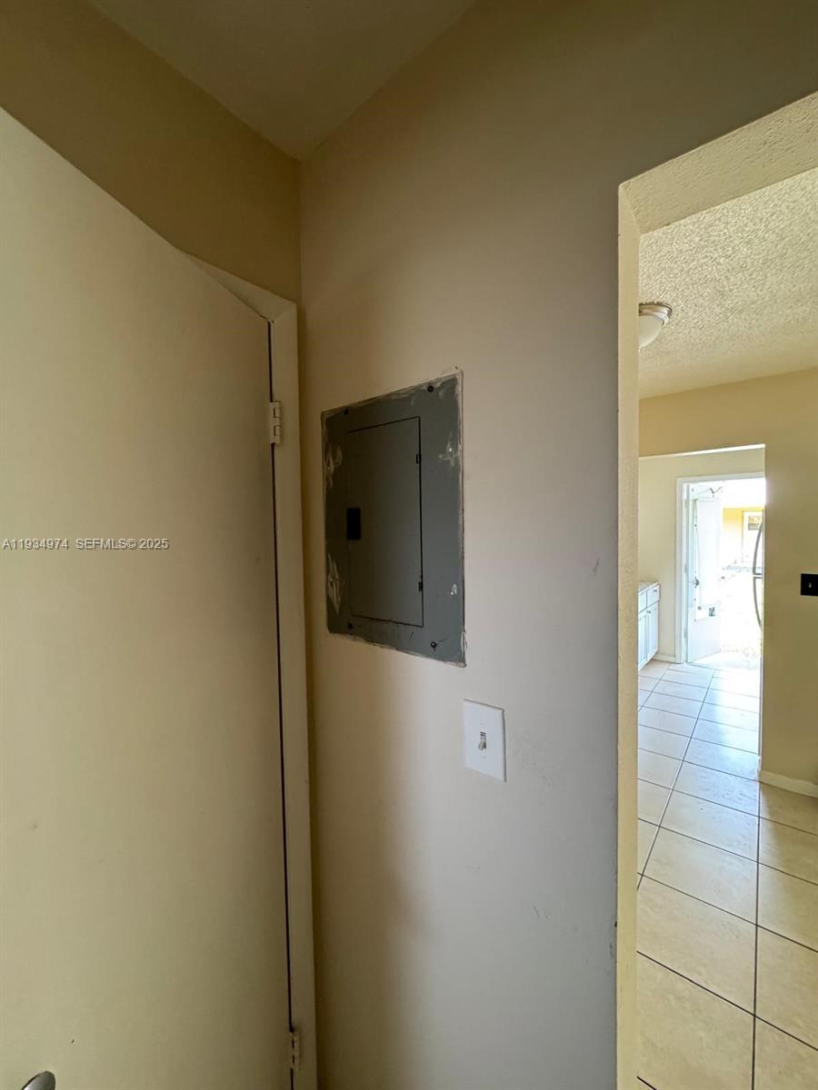 Ver detalles / 3185 sq. ft. $ 2025-12-23 0 foto