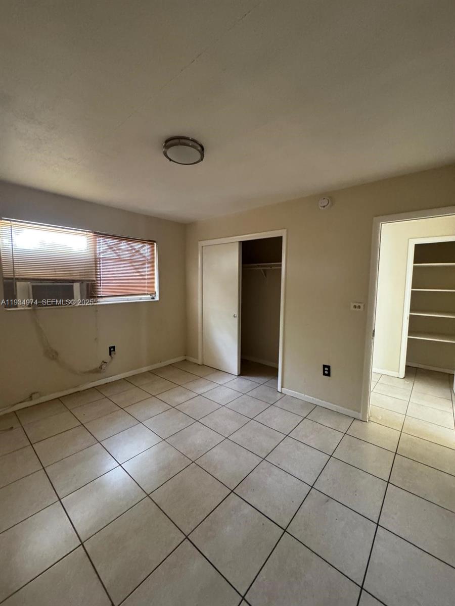 Ver detalles / 3185 sq. ft. $ 2025-12-23 0 foto