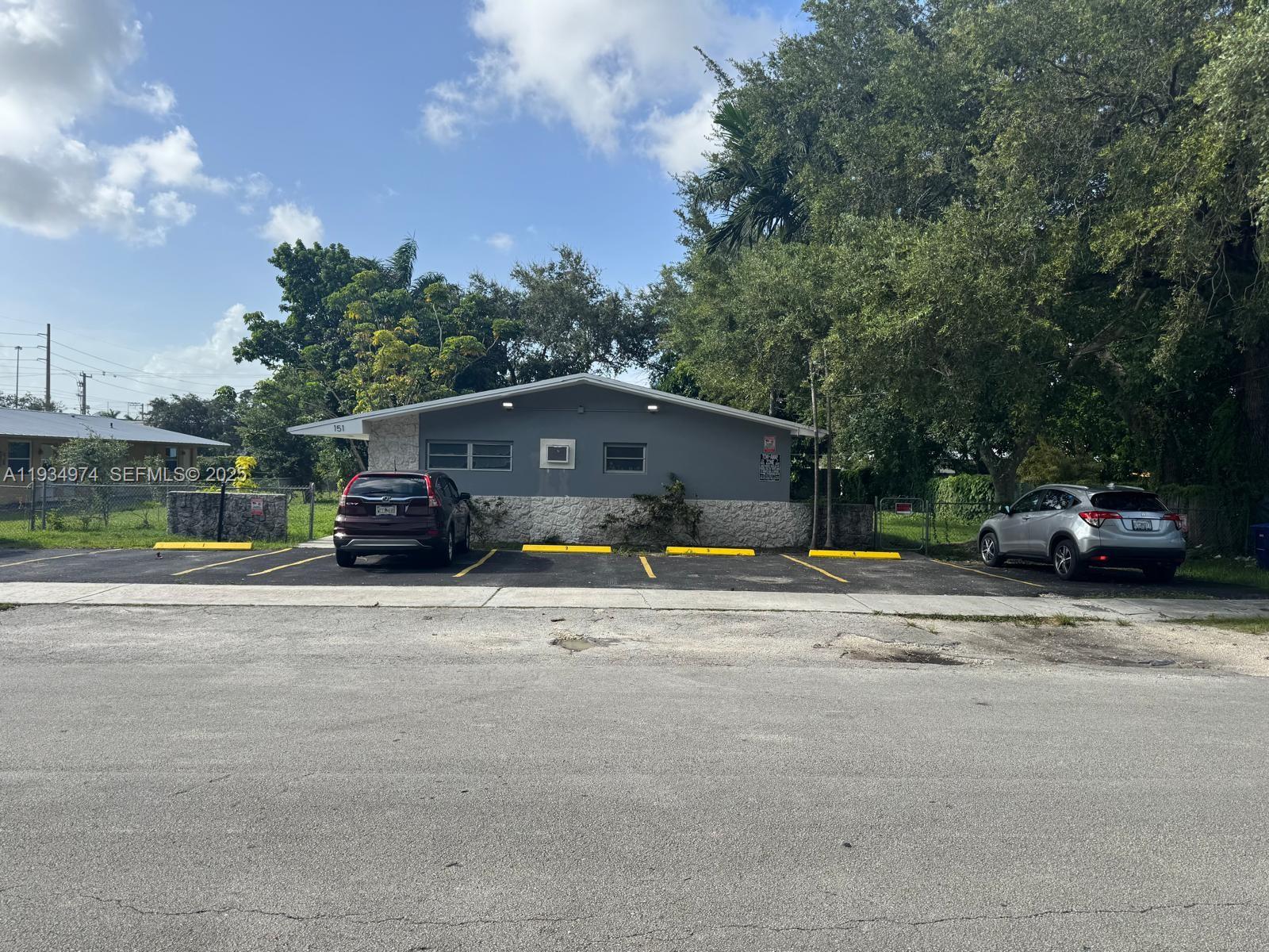 Ver detalles / 3185 sq. ft. $ 2025-12-23 0 foto