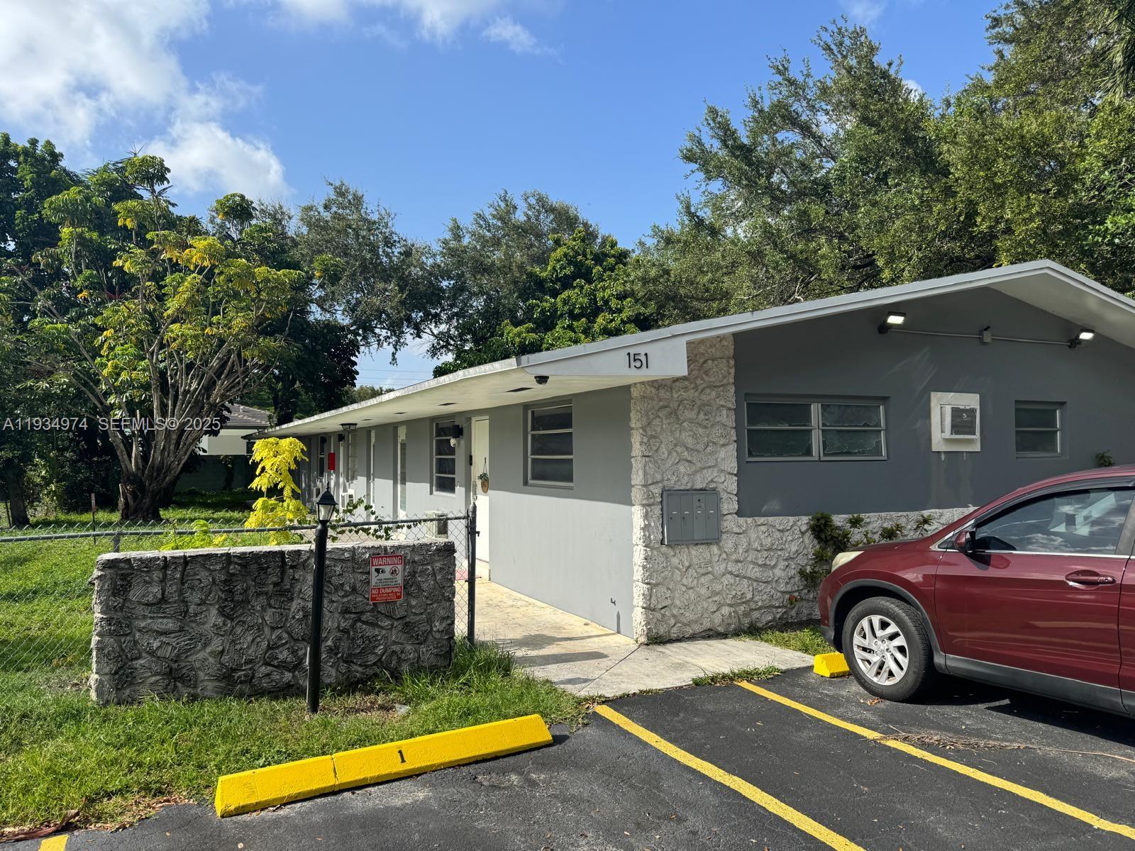 Ver detalles / 3185 sq. ft. $ 2025-12-23 0 foto