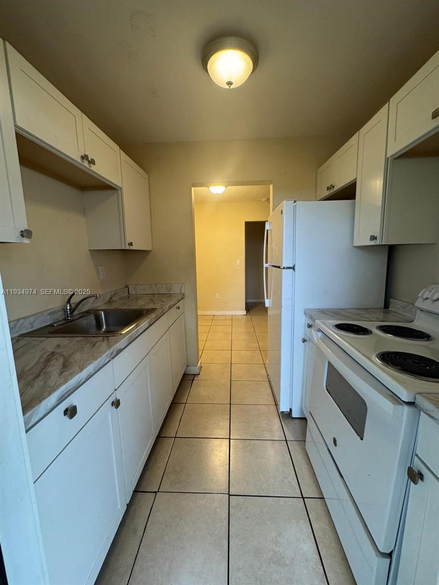 Ver detalles / 3185 sq. ft. $ 2025-12-23 0 foto