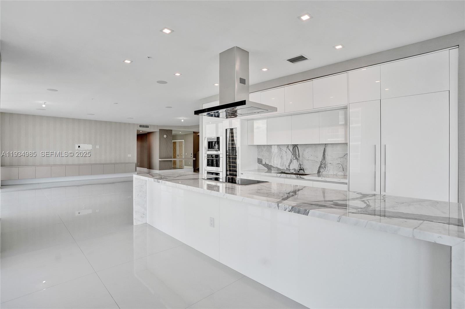 4-TS-04 4 / 5 4695 sq. ft. $ 2025-12-23 0 Photo