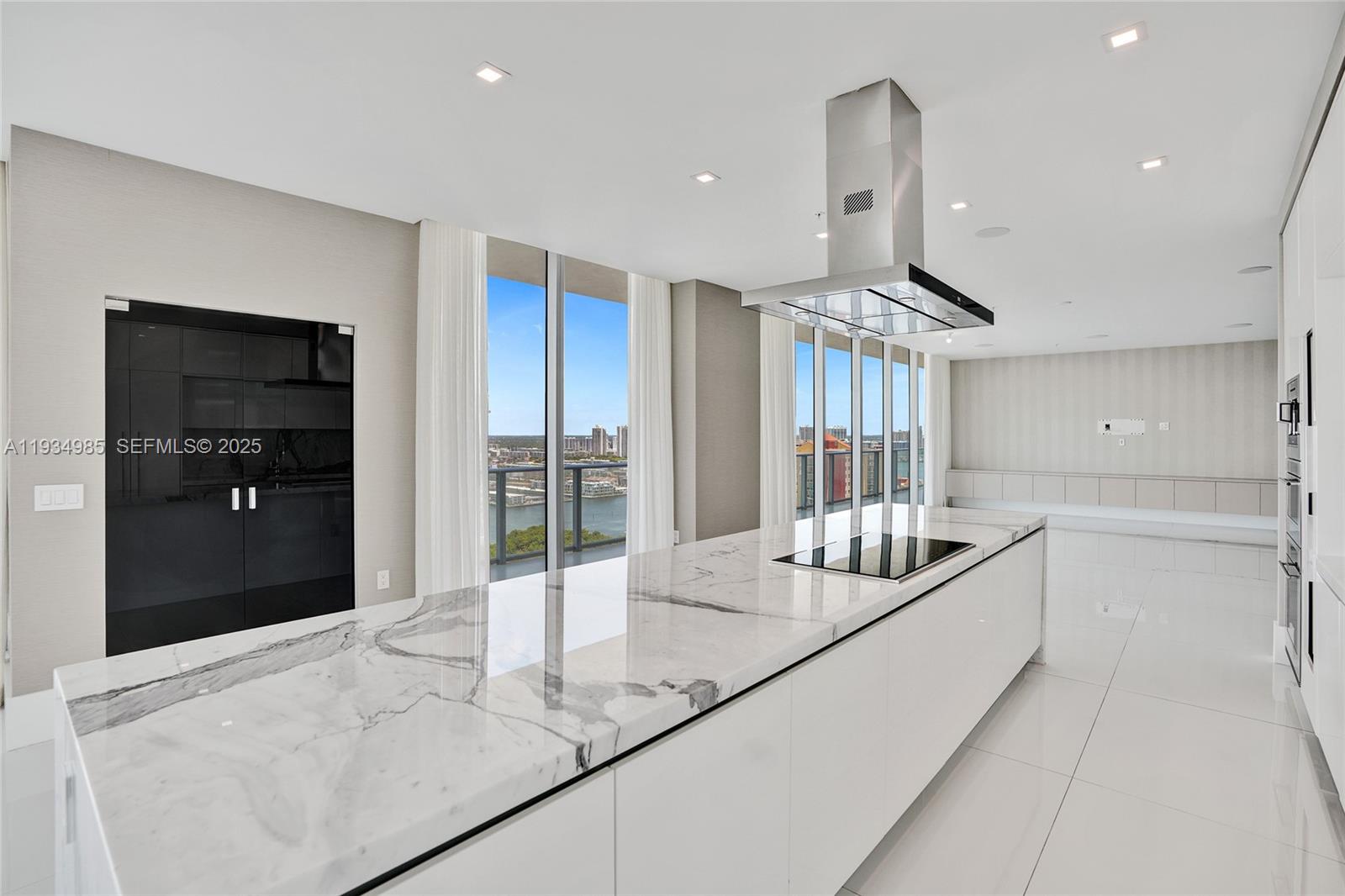 4-TS-04 4 / 5 4695 sq. ft. $ 2025-12-23 0 Photo