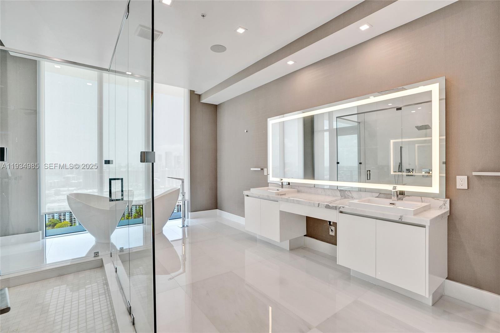 4-TS-04 4 / 5 4695 sq. ft. $ 2025-12-23 0 Photo