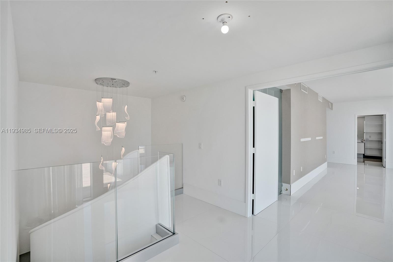 4-TS-04 4 / 5 4695 sq. ft. $ 2025-12-23 0 Photo