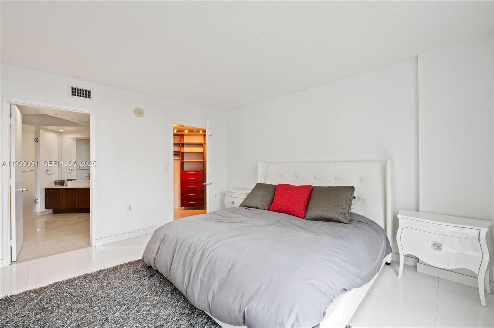 Photo of 200 Sunny Isles Blvd  #2-806, Sunny Isles Beach, Florida, 33160 - 