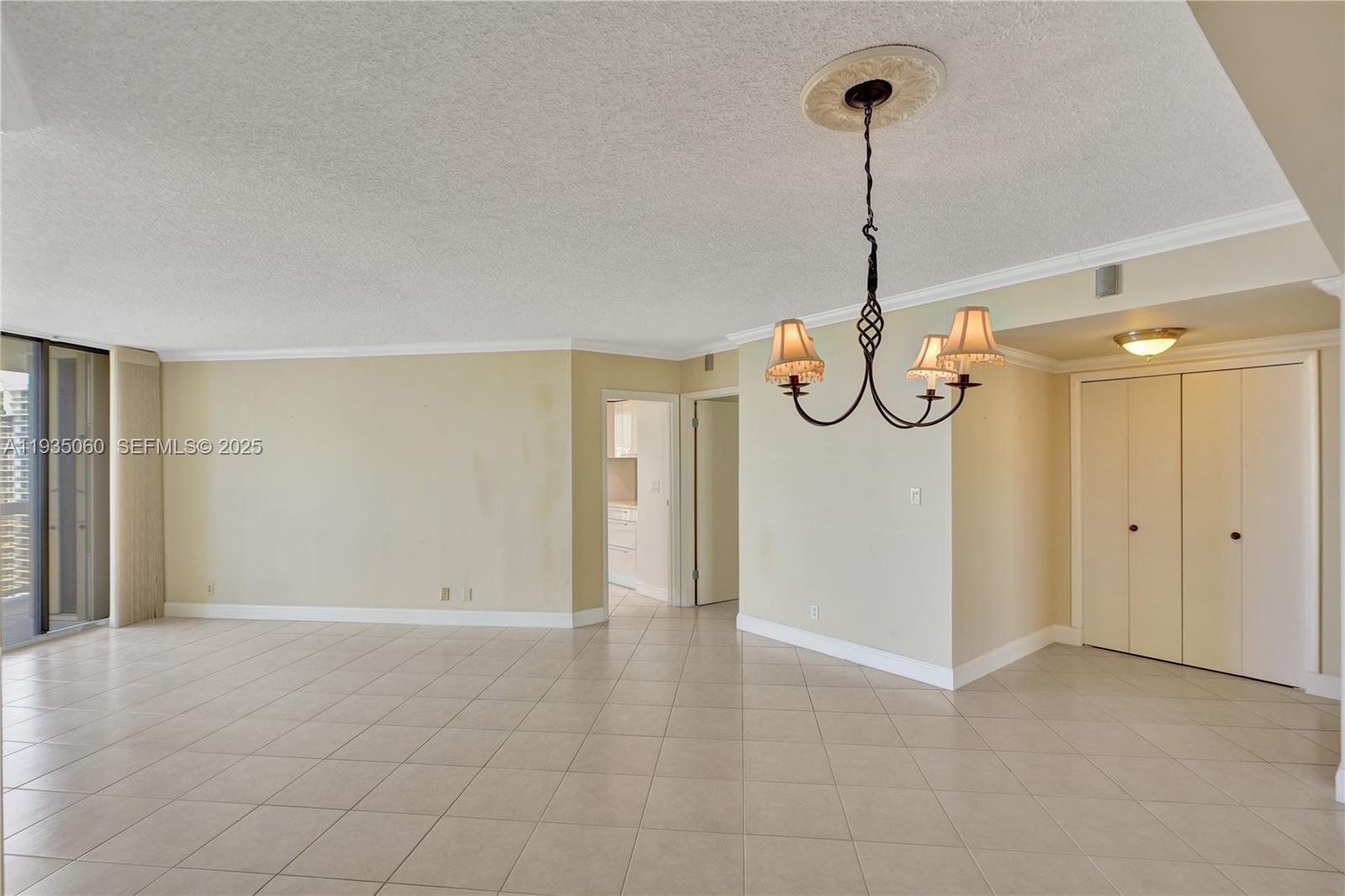 Photo of 20185 Country Club Dr  #2209, Aventura, Florida, 33180 - 