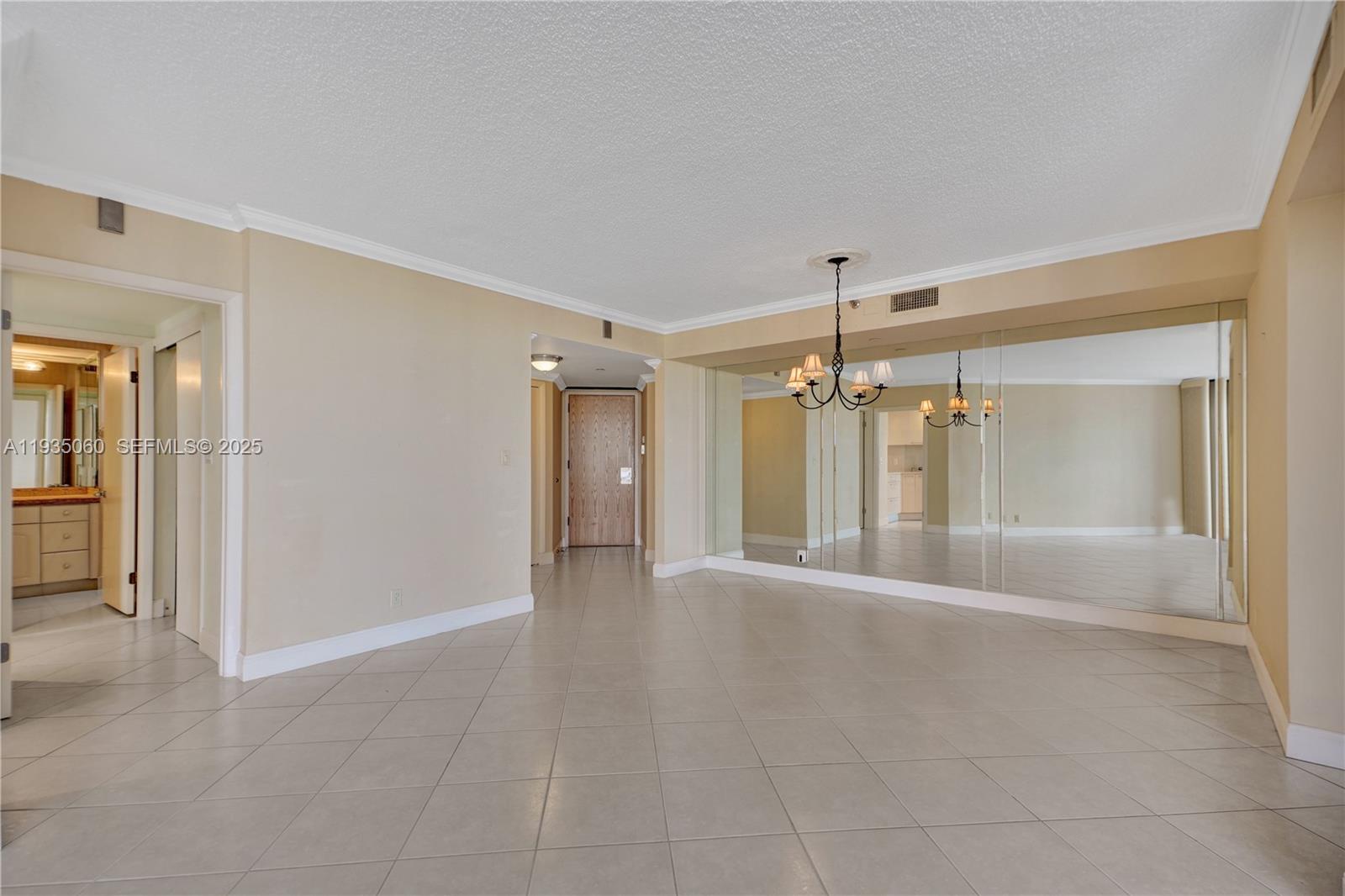 Photo of 20185 Country Club Dr  #2209, Aventura, Florida, 33180 - 