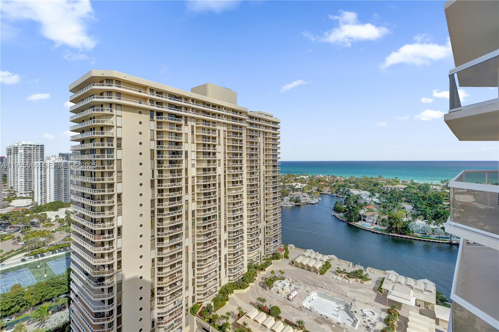Photo of 20185 Country Club Dr  #2209, Aventura, Florida, 33180 - 