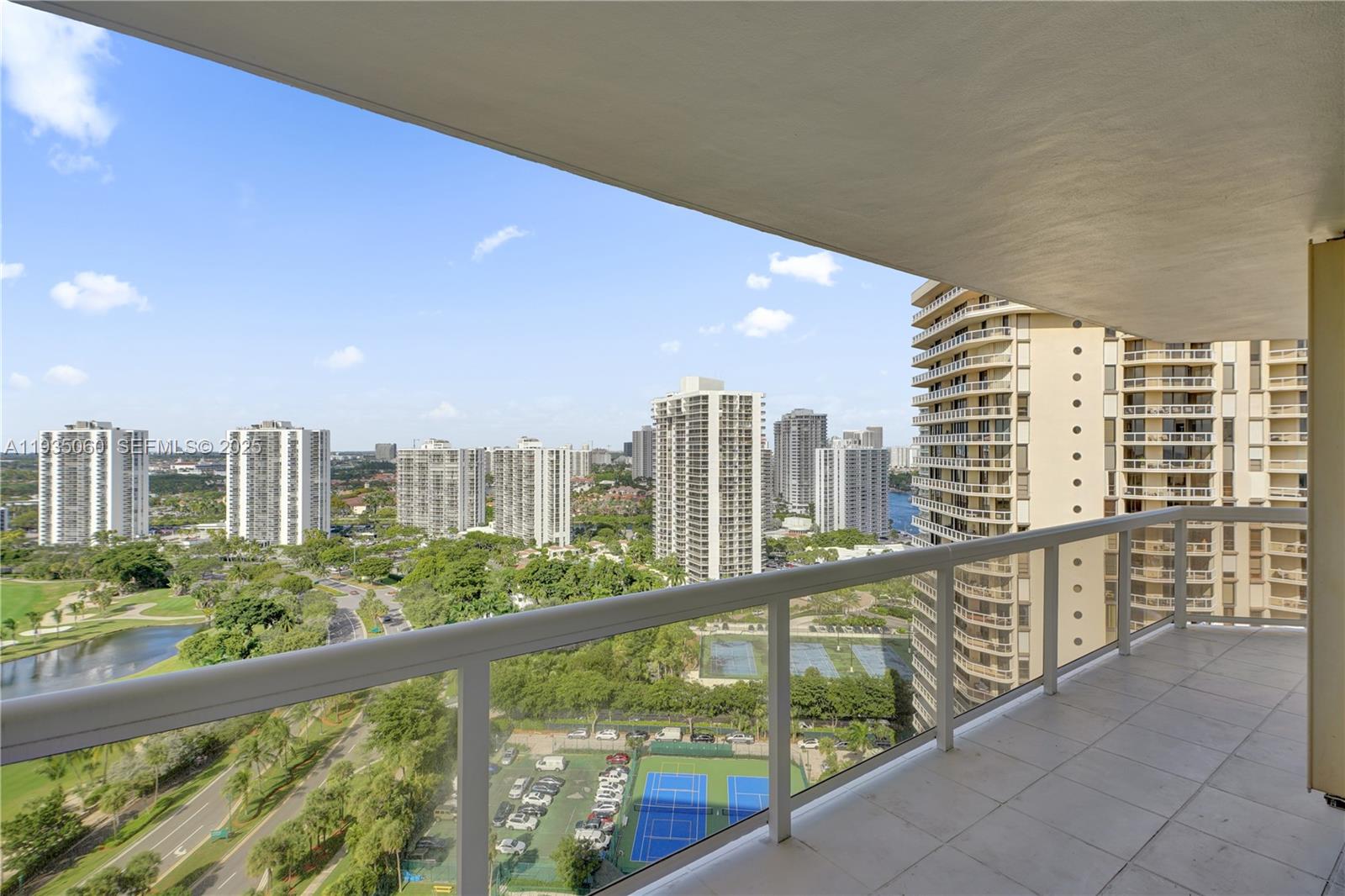 Photo of 20185 Country Club Dr  #2209, Aventura, Florida, 33180 - 