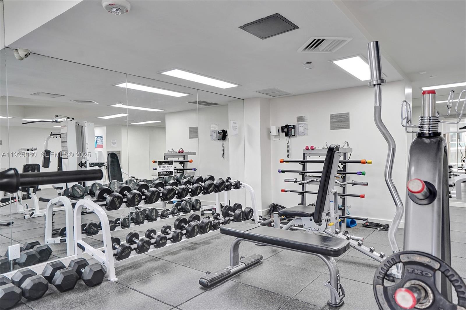 Photo of 20185 Country Club Dr  #2209, Aventura, Florida, 33180 - 