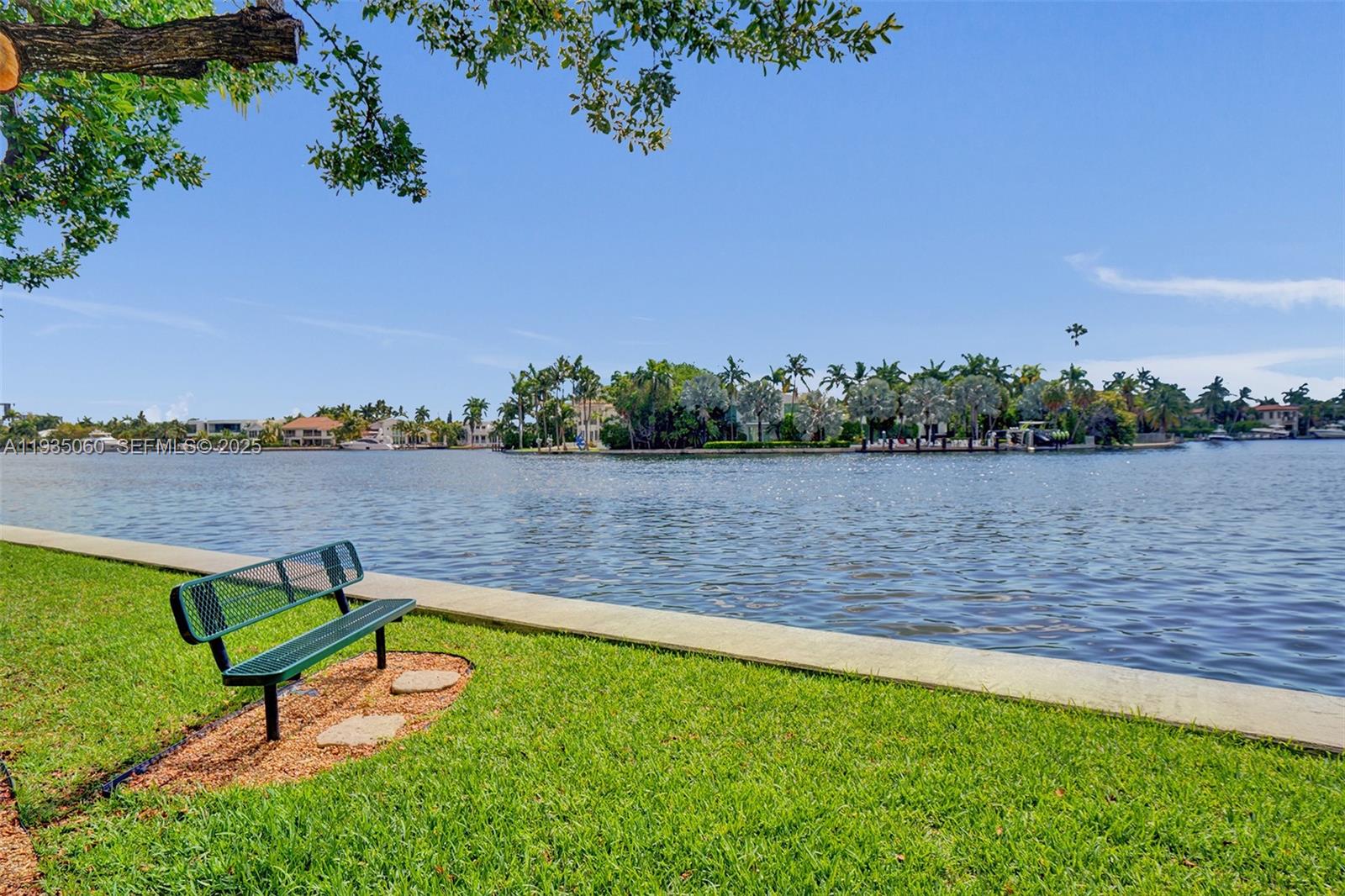 Photo of 20185 Country Club Dr  #2209, Aventura, Florida, 33180 - 