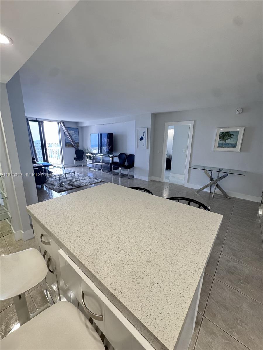 Photo of 1500 Ocean Dr  #10J, Hollywood, Florida, 33019 - 