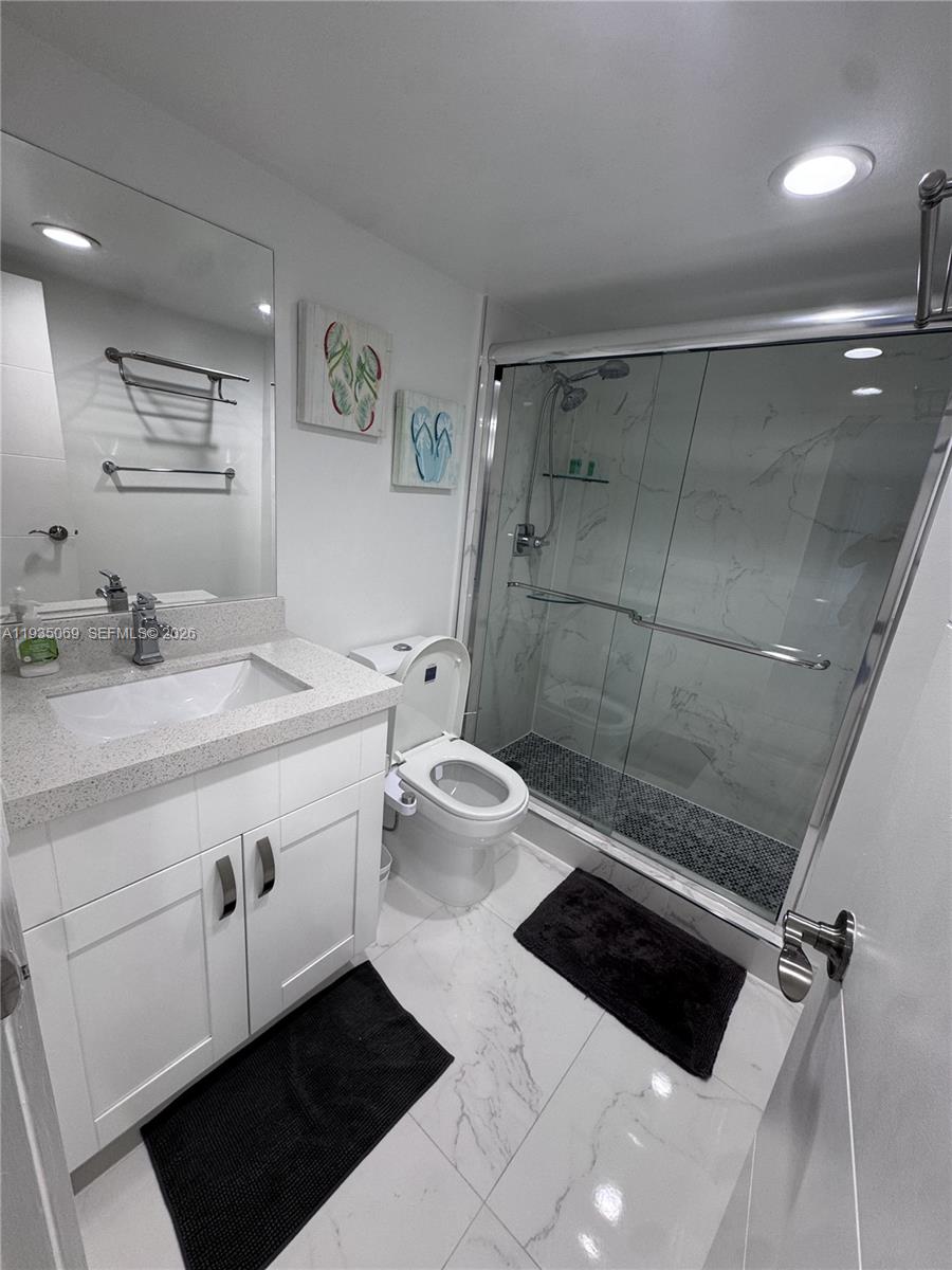 Photo of 1500 Ocean Dr  #10J, Hollywood, Florida, 33019 - 