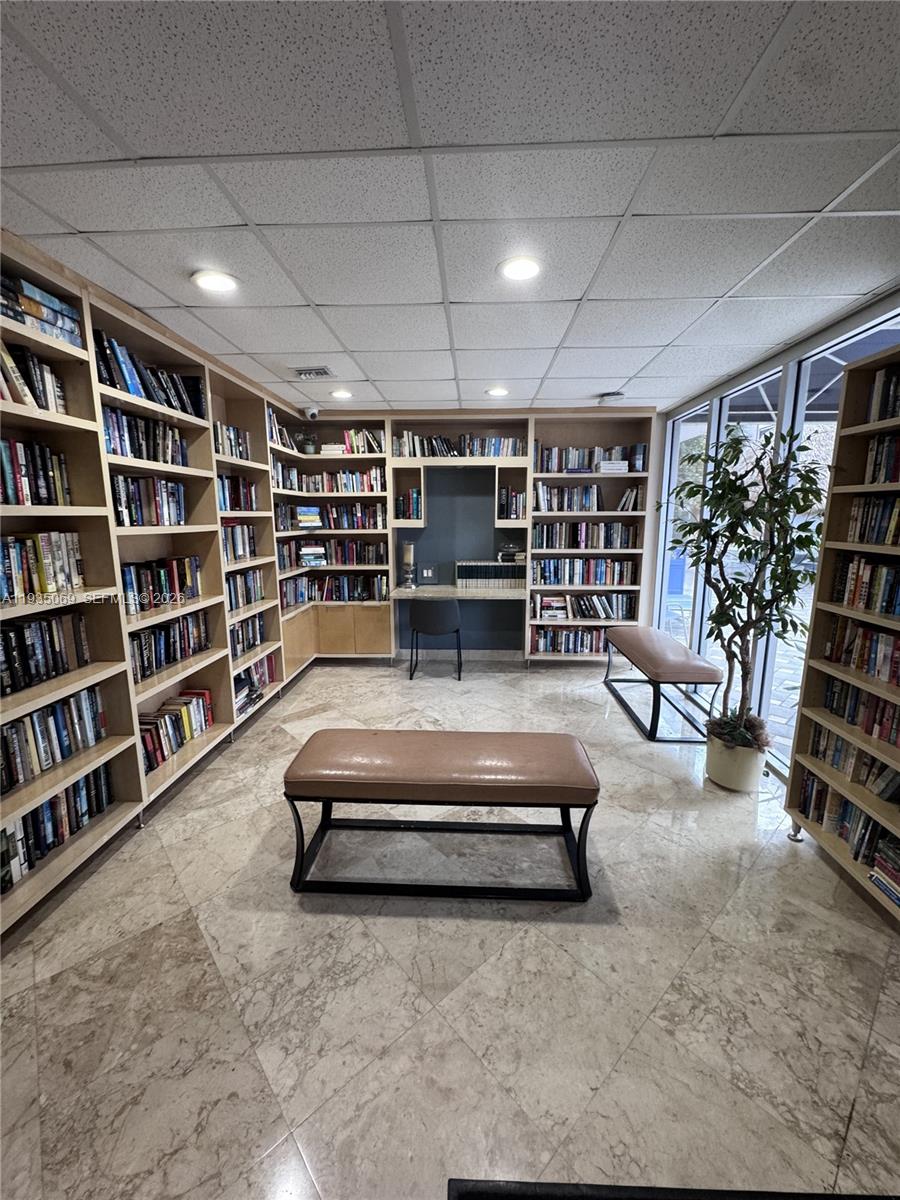 Photo of 1500 Ocean Dr  #10J, Hollywood, Florida, 33019 - 