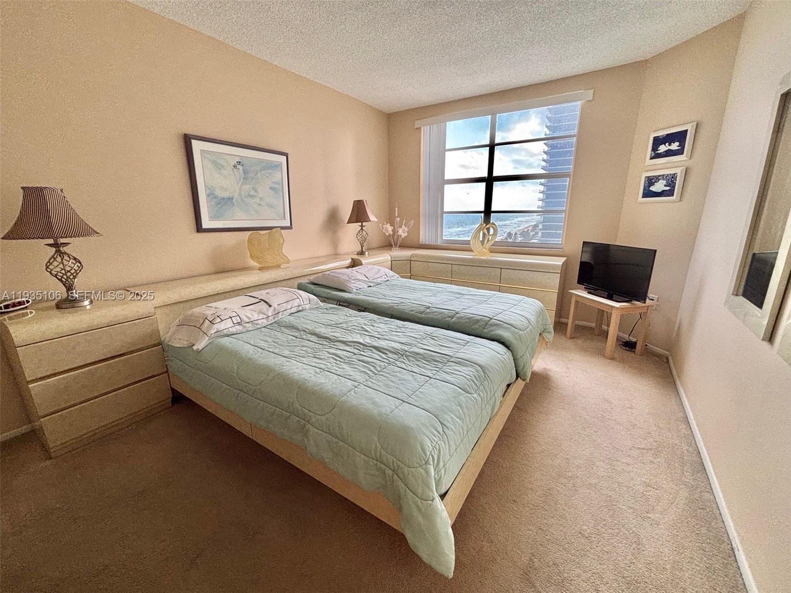 See details 9L 1 / 2 870 sq. ft. $ 2025-12-24 0 Photo