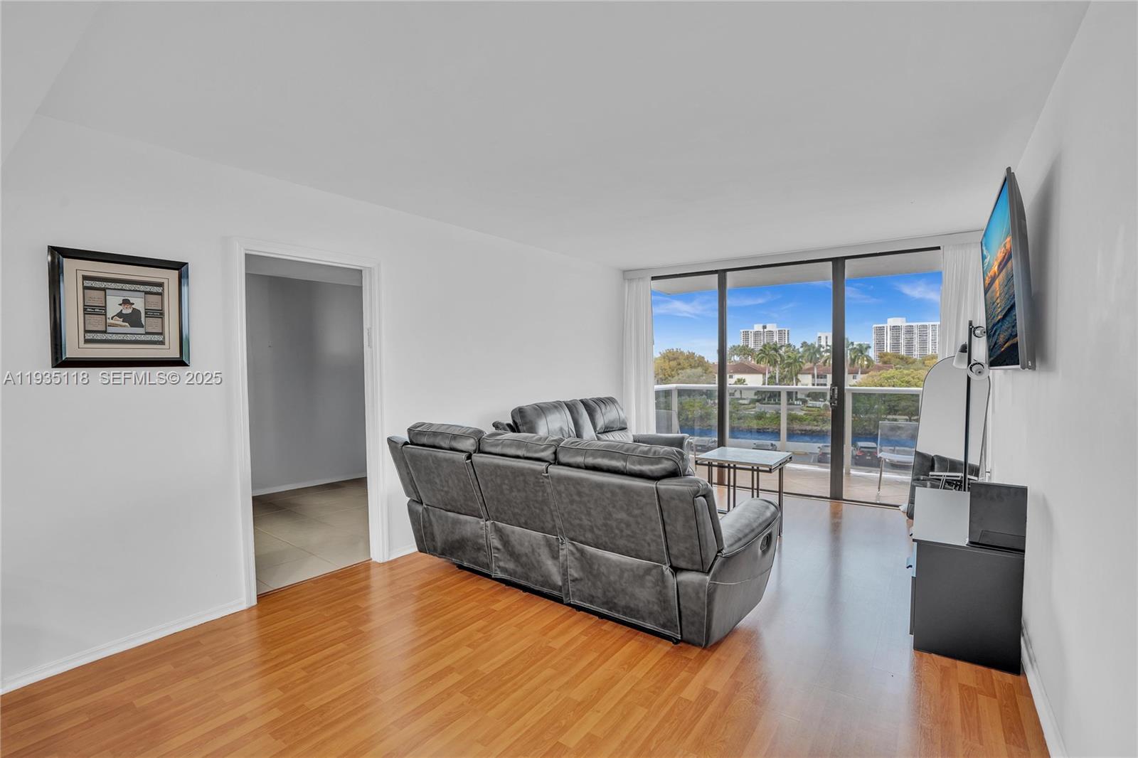 Photo of 3675 Country Club Dr #410, Aventura, Florida, 33180 -