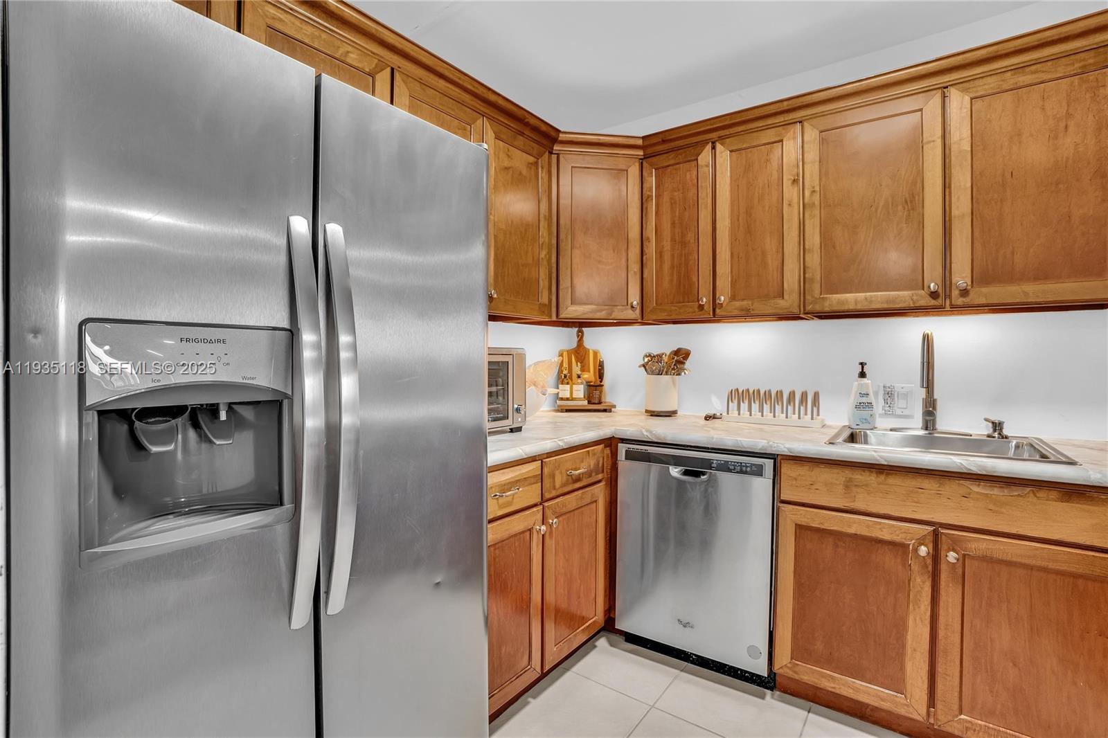 Photo of 3675 Country Club Dr #410, Aventura, Florida, 33180 -