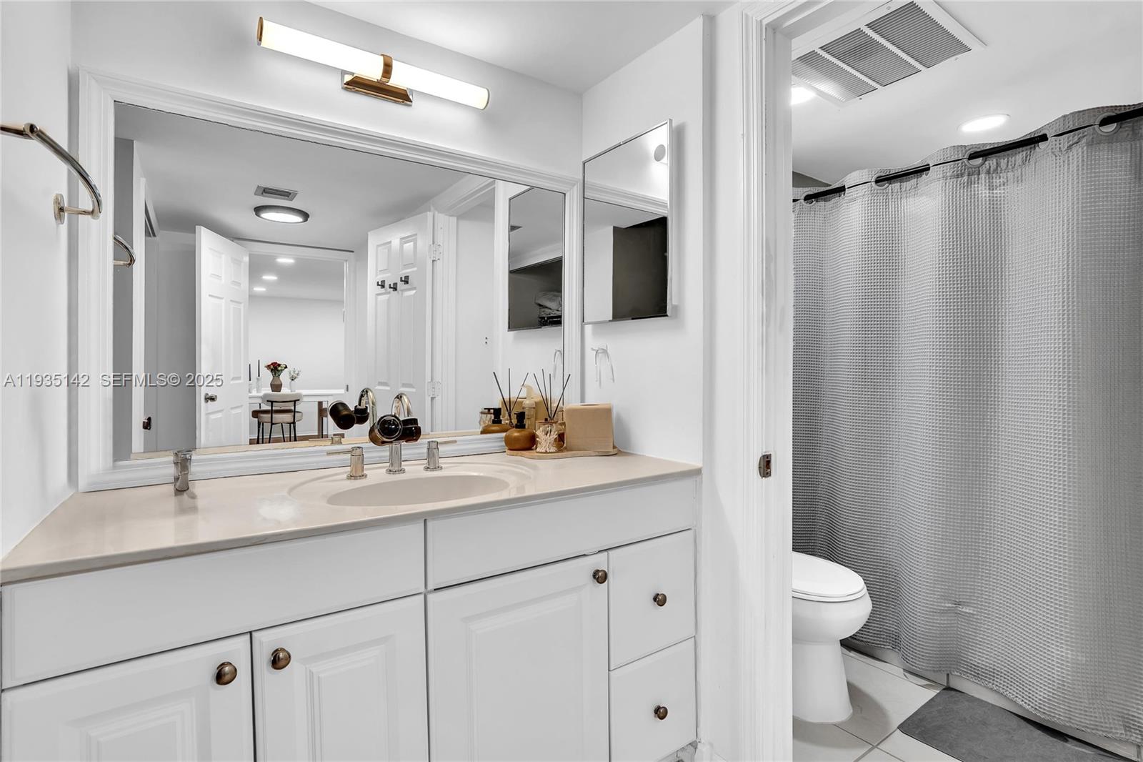 Photo of 3675 Country Club Dr #410, Aventura, Florida, 33180 -