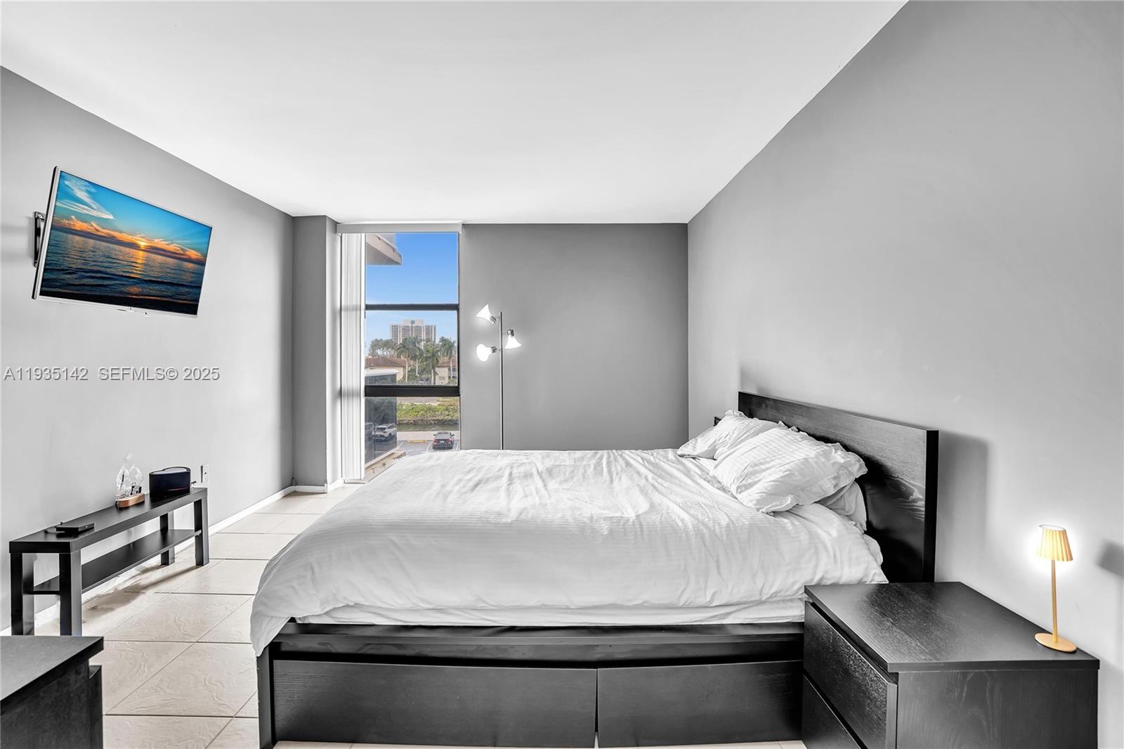 Photo of 3675 Country Club Dr #410, Aventura, Florida, 33180 -