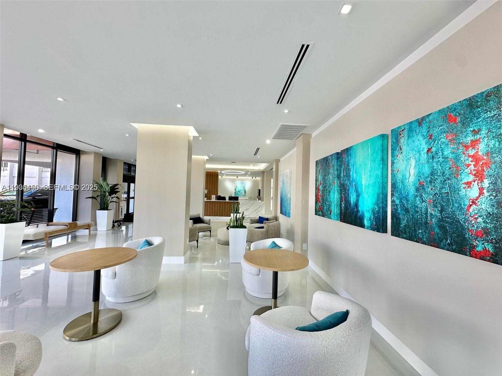 Photo of 2401 Ocean Dr  #707, Hollywood, Florida, 33019 - 