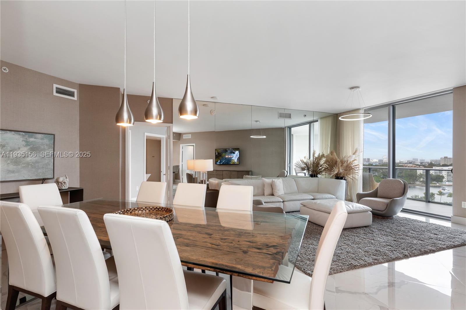 Photo of 17301 Biscayne Blvd #908, North Miami Beach, Florida, 33160 -