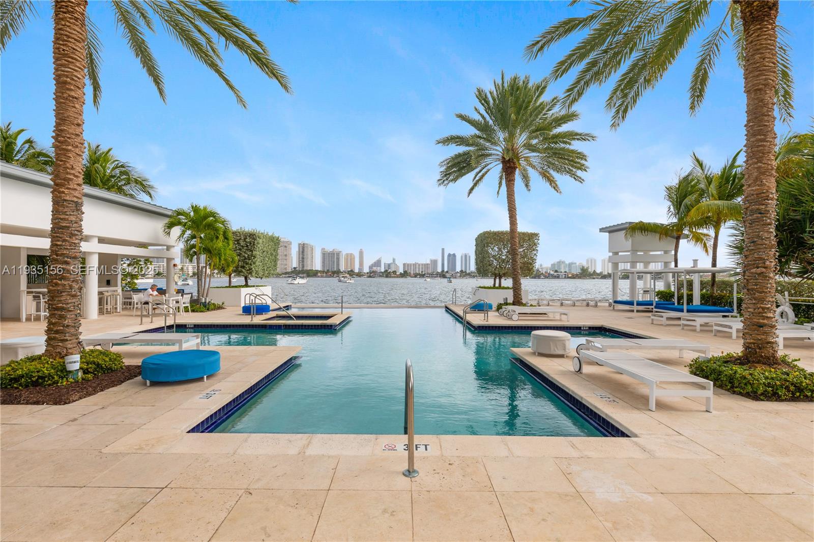 Photo of 17301 Biscayne Blvd #908, North Miami Beach, Florida, 33160 -