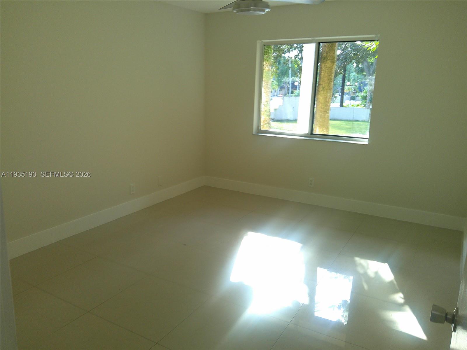 Ver detalles 9215 2 / 2 1312 sq. ft. $ 2026-06-01 0 foto