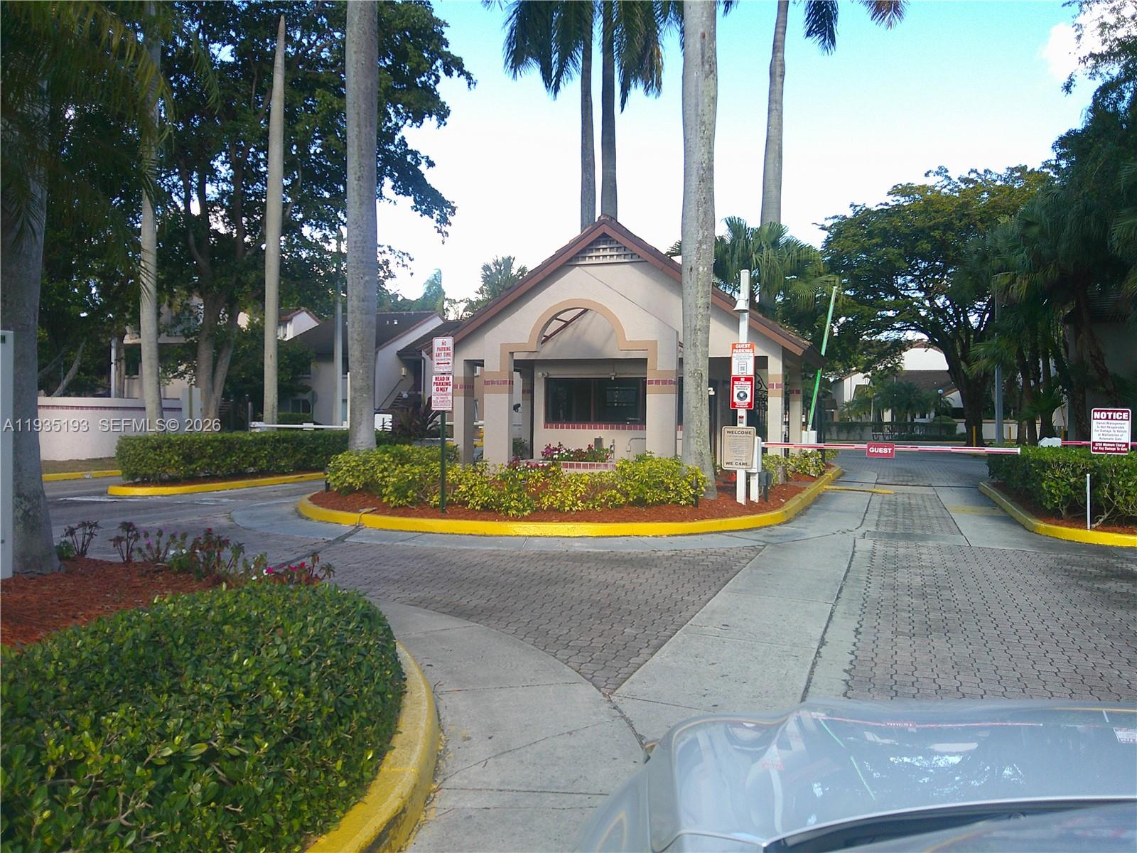 Ver detalles 9215 2 / 2 1312 sq. ft. $ 2026-06-01 0 foto