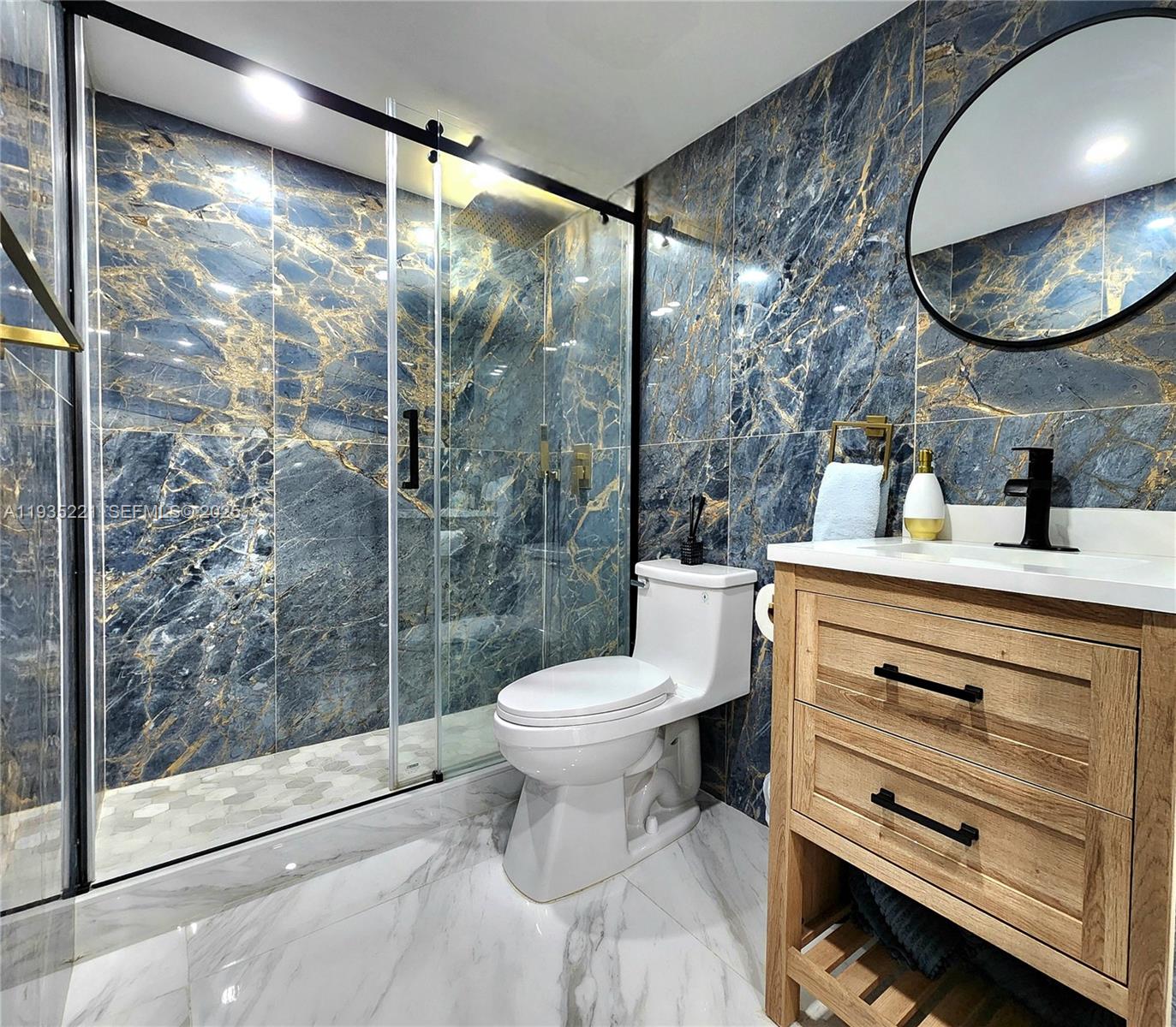 Photo of 3725 Ocean Dr  #425, Hollywood, Florida, 33019 - 