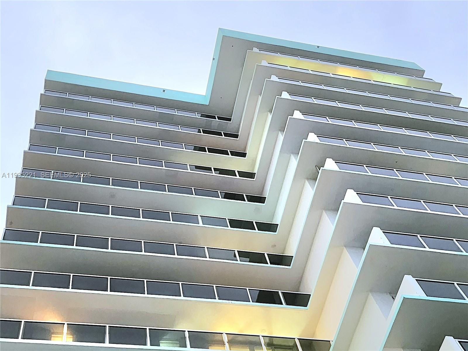 Photo of 3725 Ocean Dr  #425, Hollywood, Florida, 33019 - 