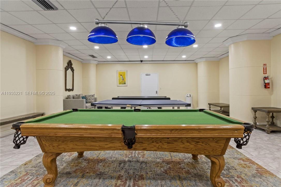 Photo of 3725 Ocean Dr  #425, Hollywood, Florida, 33019 - 