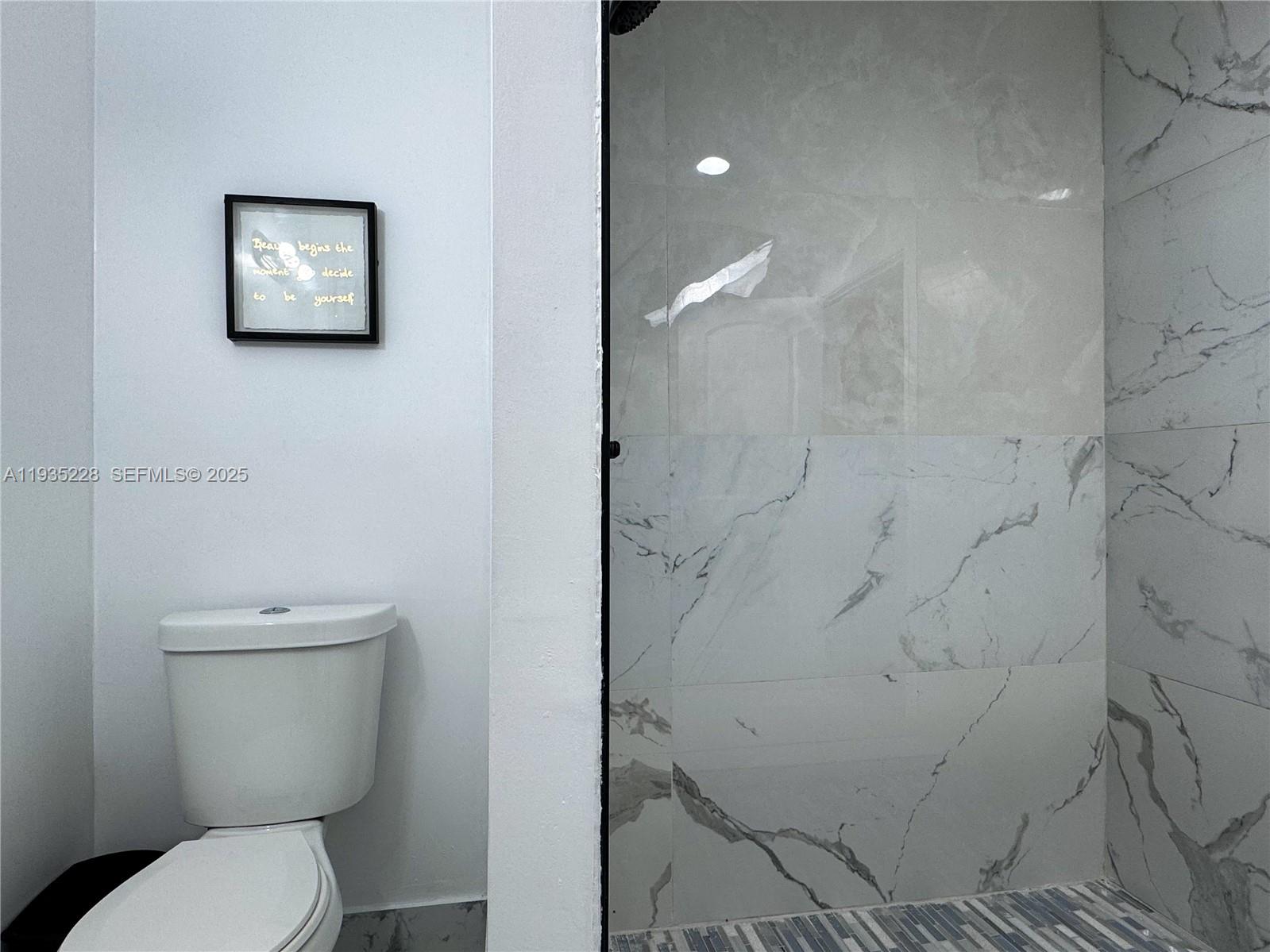   /  1452 кв.футов $ 2025-12-25 0 Фото