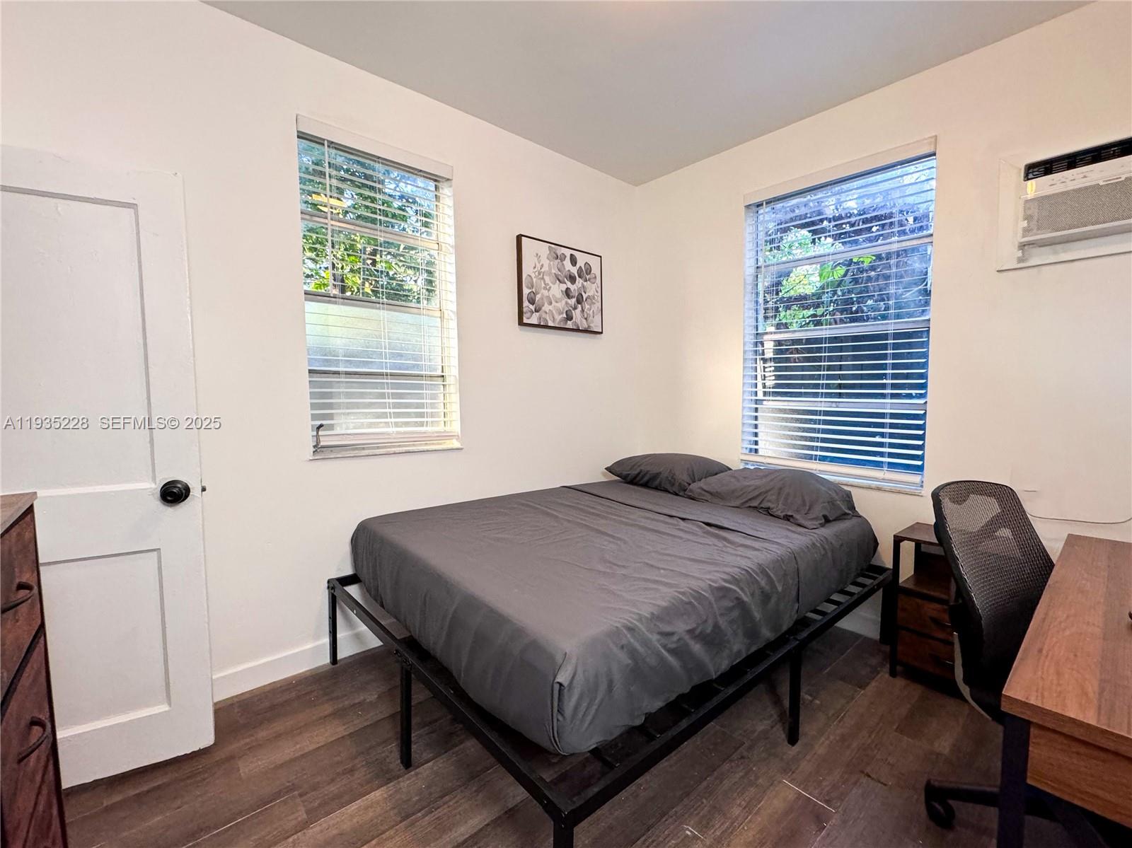   /  1452 кв.футов $ 2025-12-25 0 Фото