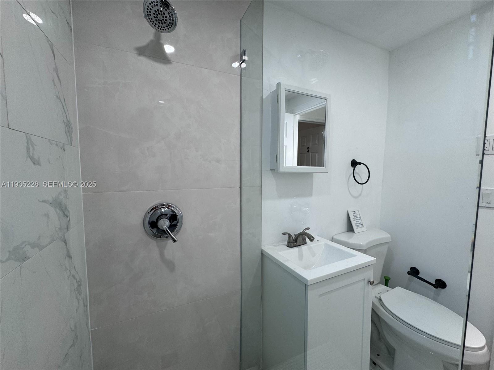   /  1452 кв.футов $ 2025-12-25 0 Фото