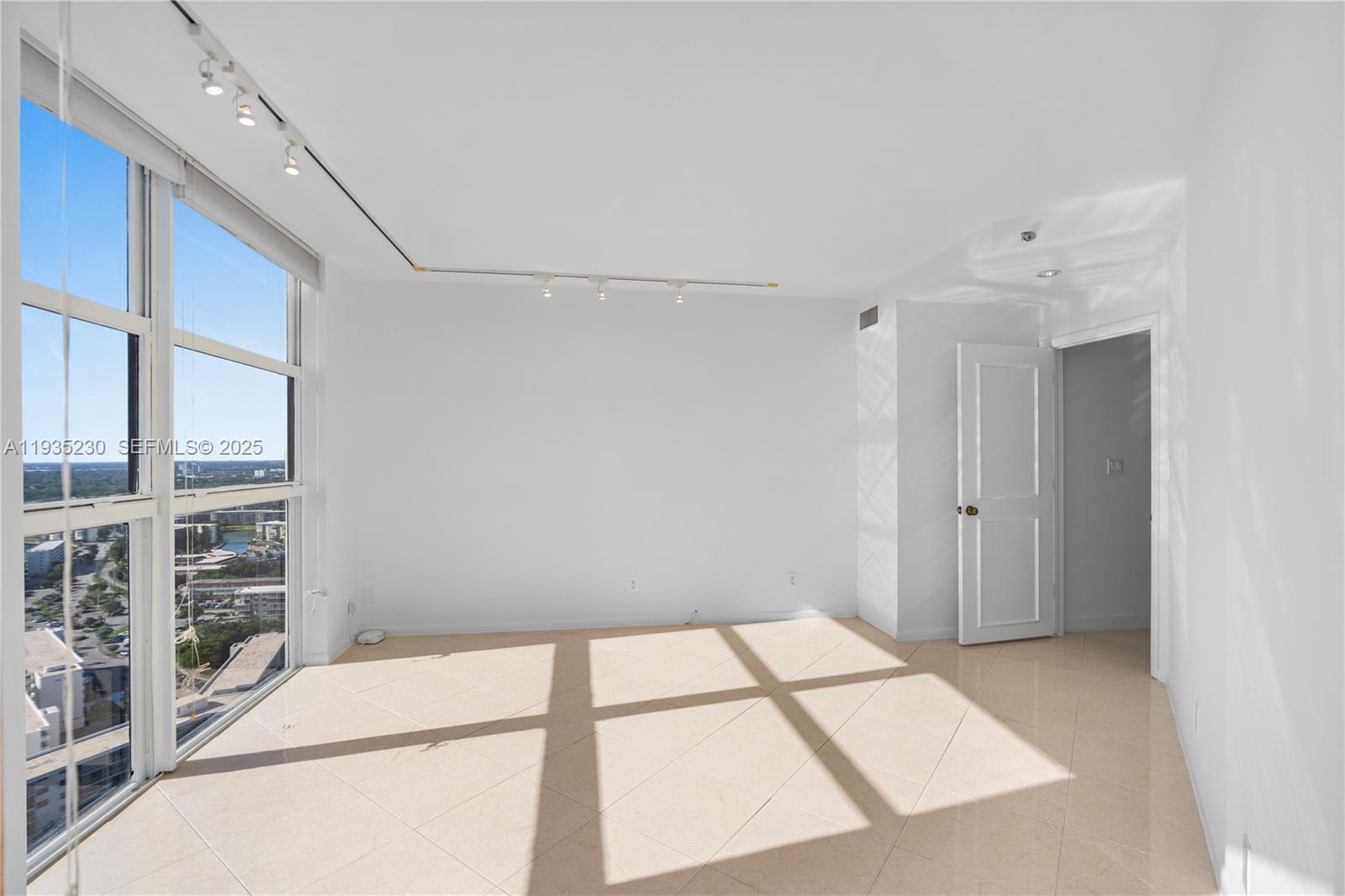 See details 3002 3 / 3 1900 sq. ft. $ 2025-12-25 0 Photo