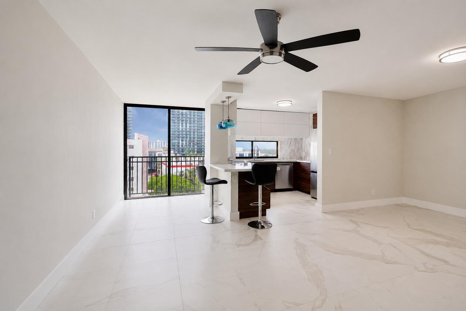 Photo of 16919 Bay  #911, Sunny Isles Beach, Florida, 33160 - Living