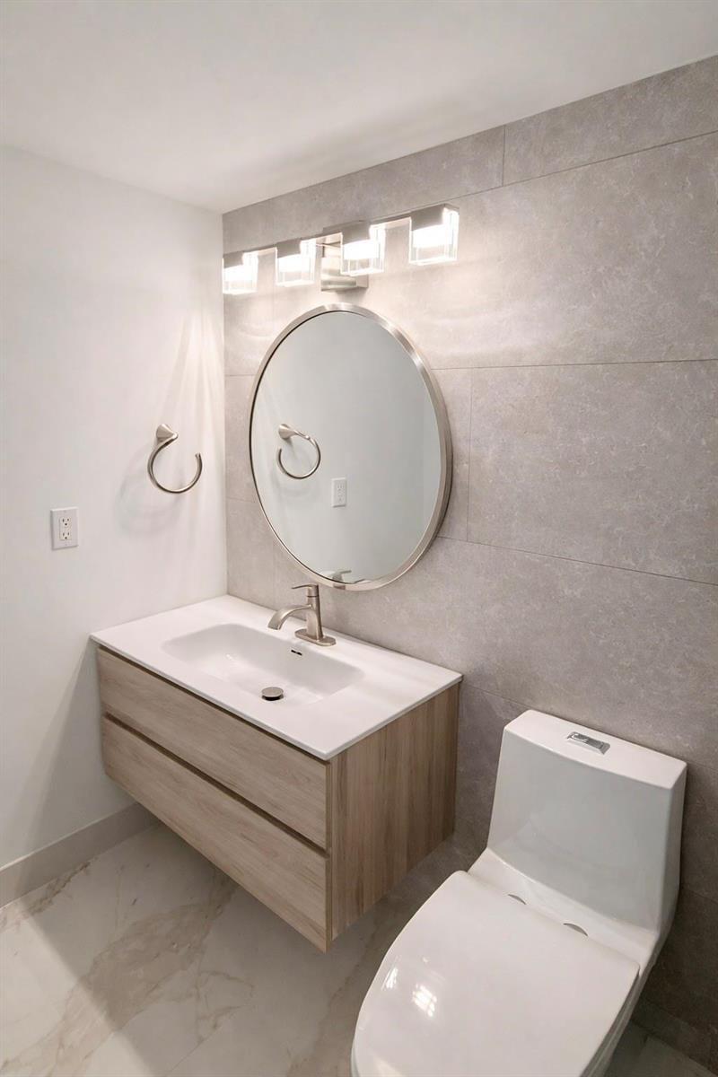 Photo of 16919 Bay  #911, Sunny Isles Beach, Florida, 33160 - Photo 19