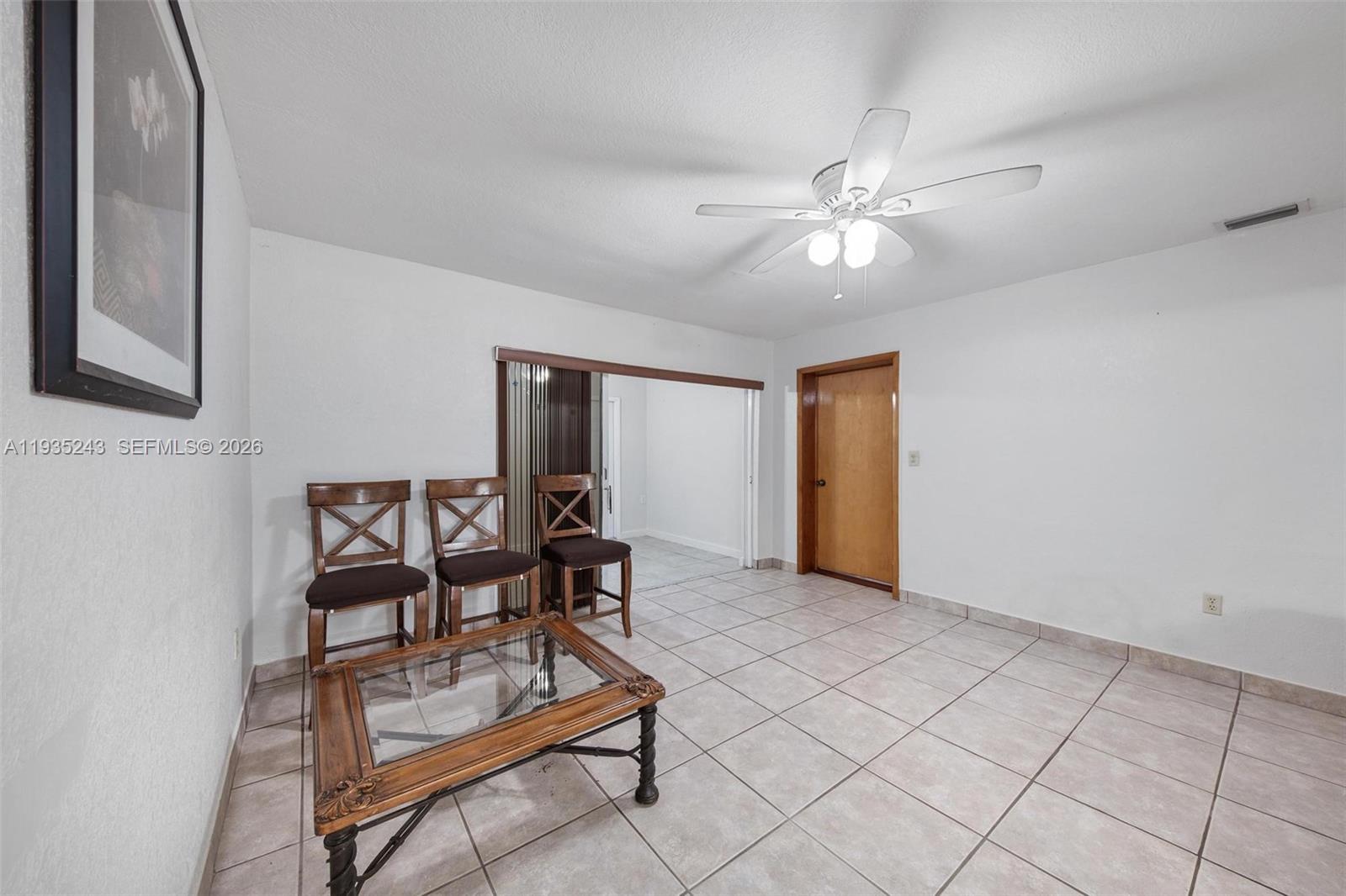 Ver detalles / 2998 sq. ft. $ 2025-12-25 0 foto