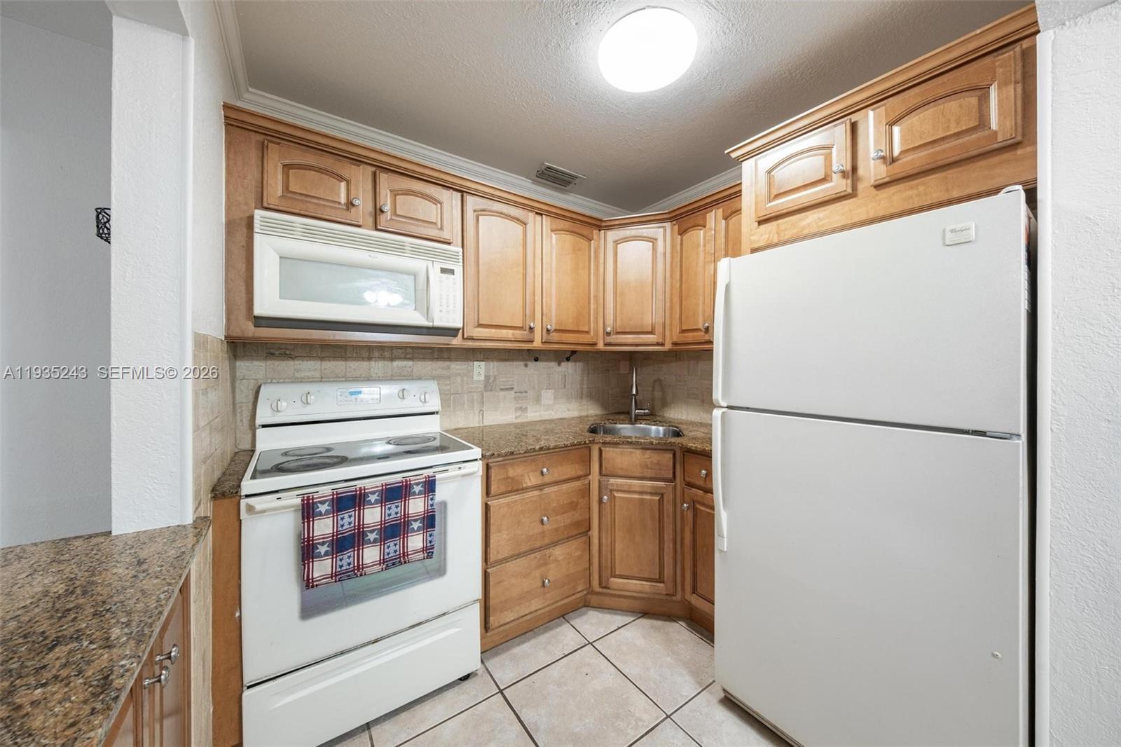 Ver detalles / 2998 sq. ft. $ 2025-12-25 0 foto