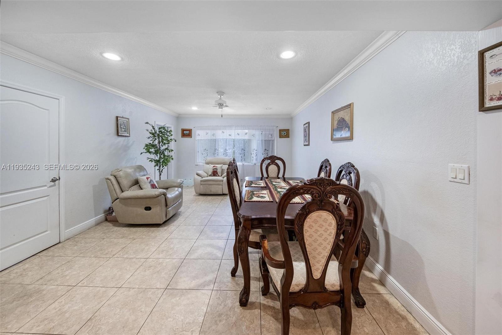 Ver detalles / 2998 sq. ft. $ 2025-12-25 0 foto