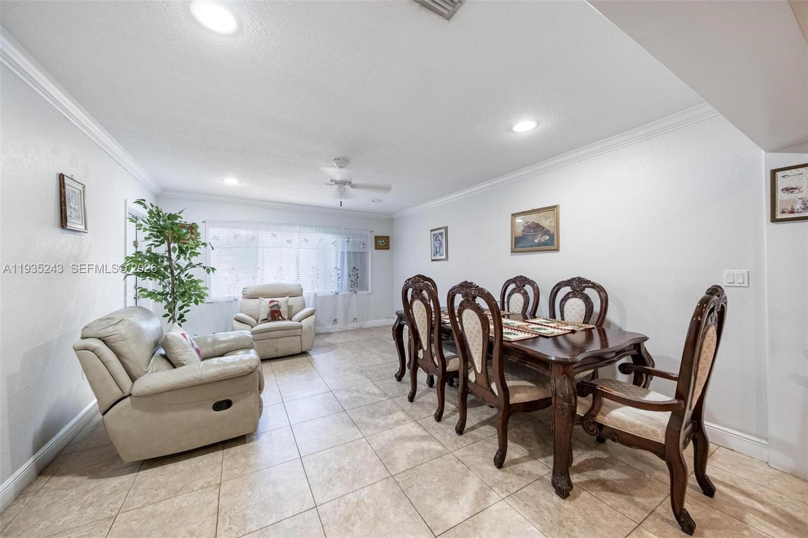 Ver detalles / 2998 sq. ft. $ 2025-12-25 0 foto