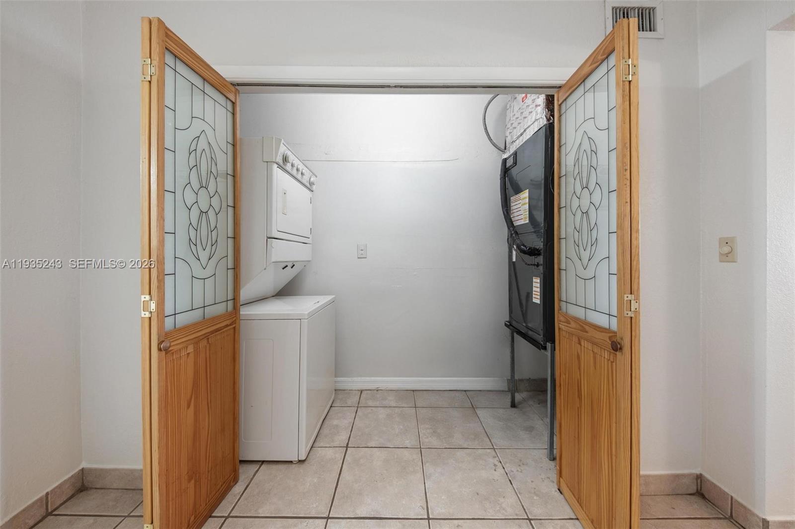 Ver detalles / 2998 sq. ft. $ 2025-12-25 0 foto