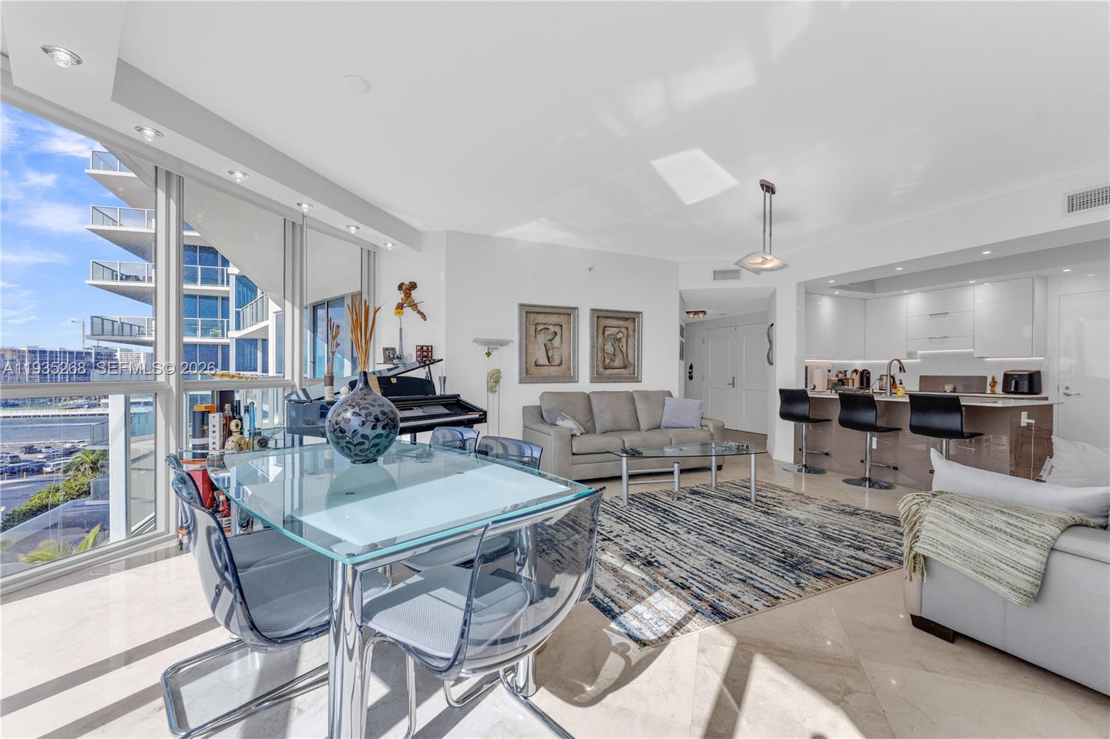 Photo of 3101 Ocean Dr  #606, Hollywood, Florida, 33019 - 