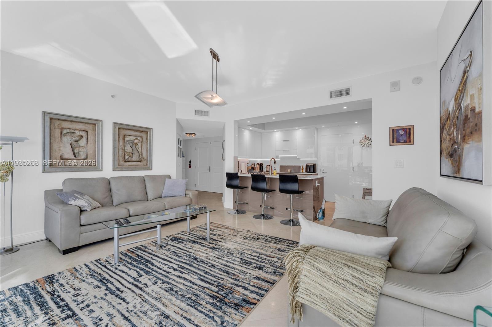 Photo of 3101 Ocean Dr  #606, Hollywood, Florida, 33019 - 