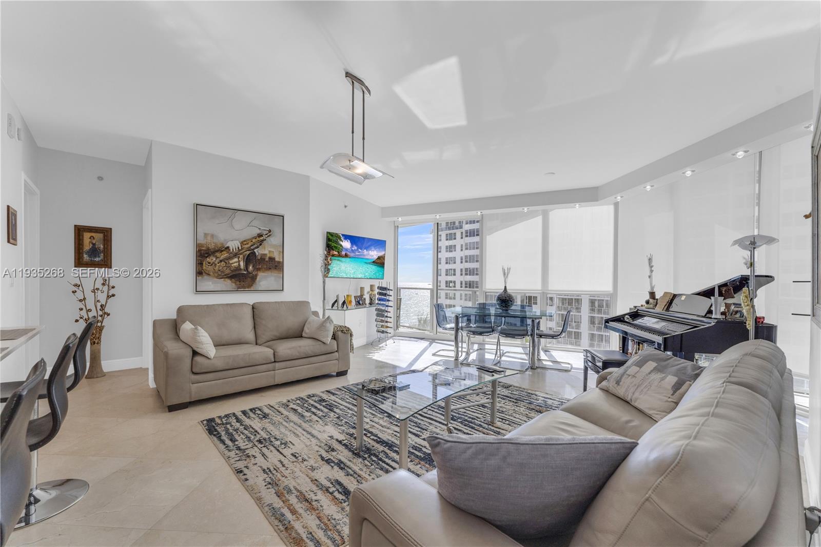 Photo of 3101 Ocean Dr  #606, Hollywood, Florida, 33019 - 