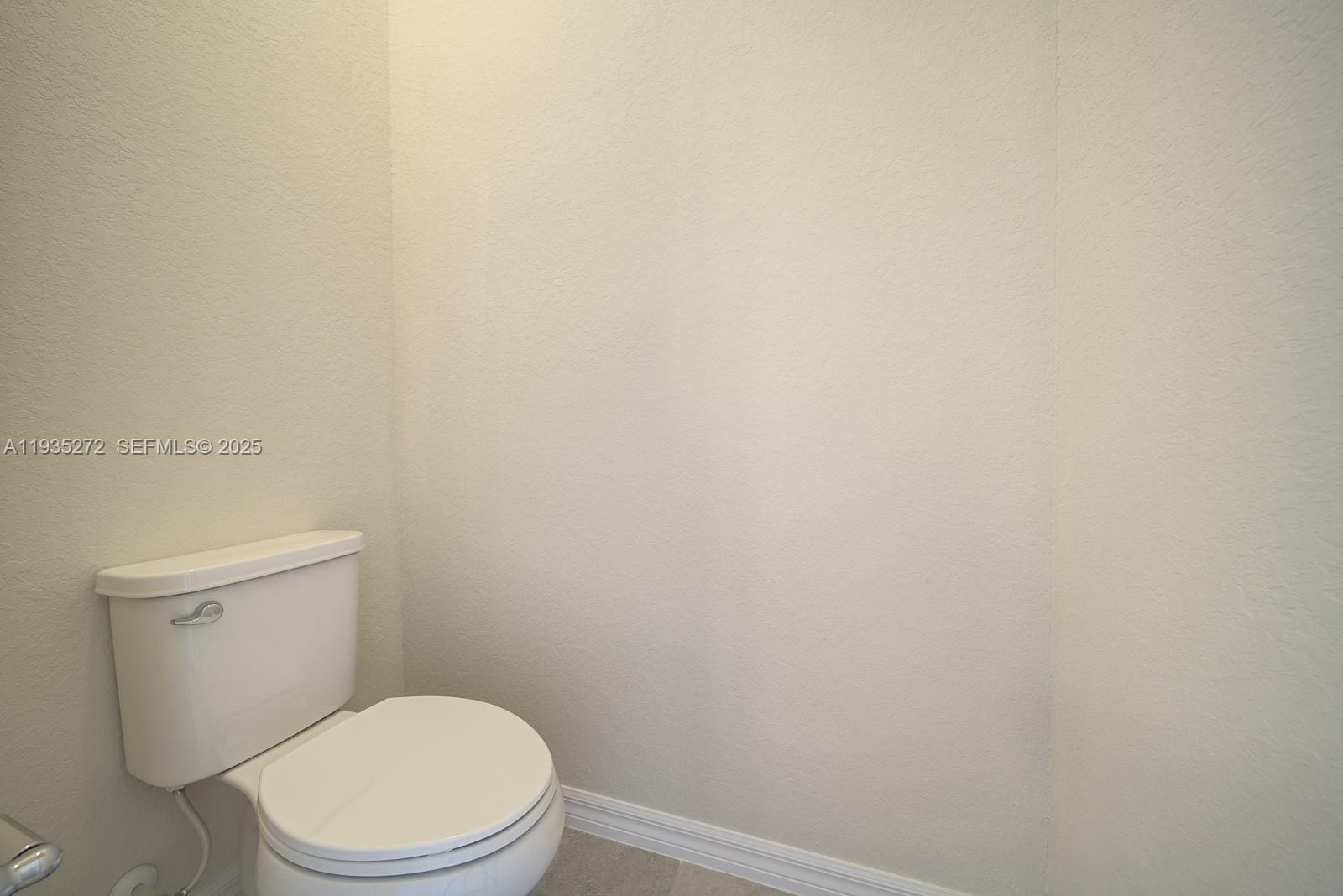 1023 3 / 3 1760 sq. ft. $ 2025-12-25 0 Photo